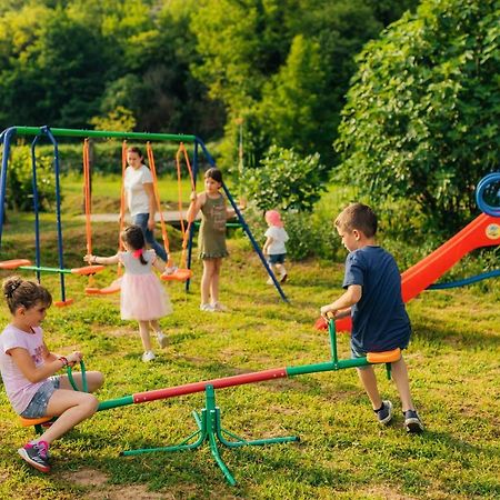 Camp Podkraj Ξενοδοχείο Virpazar Εξωτερικό φωτογραφία