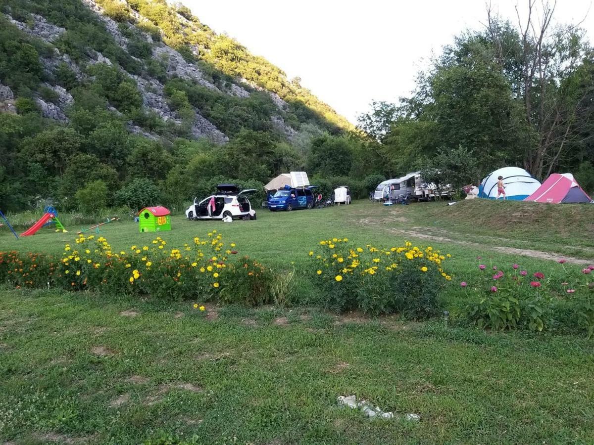 Camp Podkraj Ξενοδοχείο Virpazar Εξωτερικό φωτογραφία
